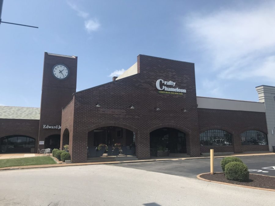 The Crafty Chameleon Brewery and Pizza