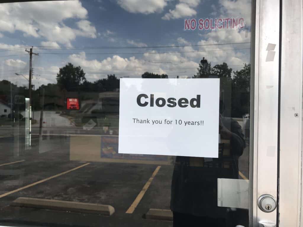 St Louis WING Co closed after 10 years - St. Louis Restaurant Review