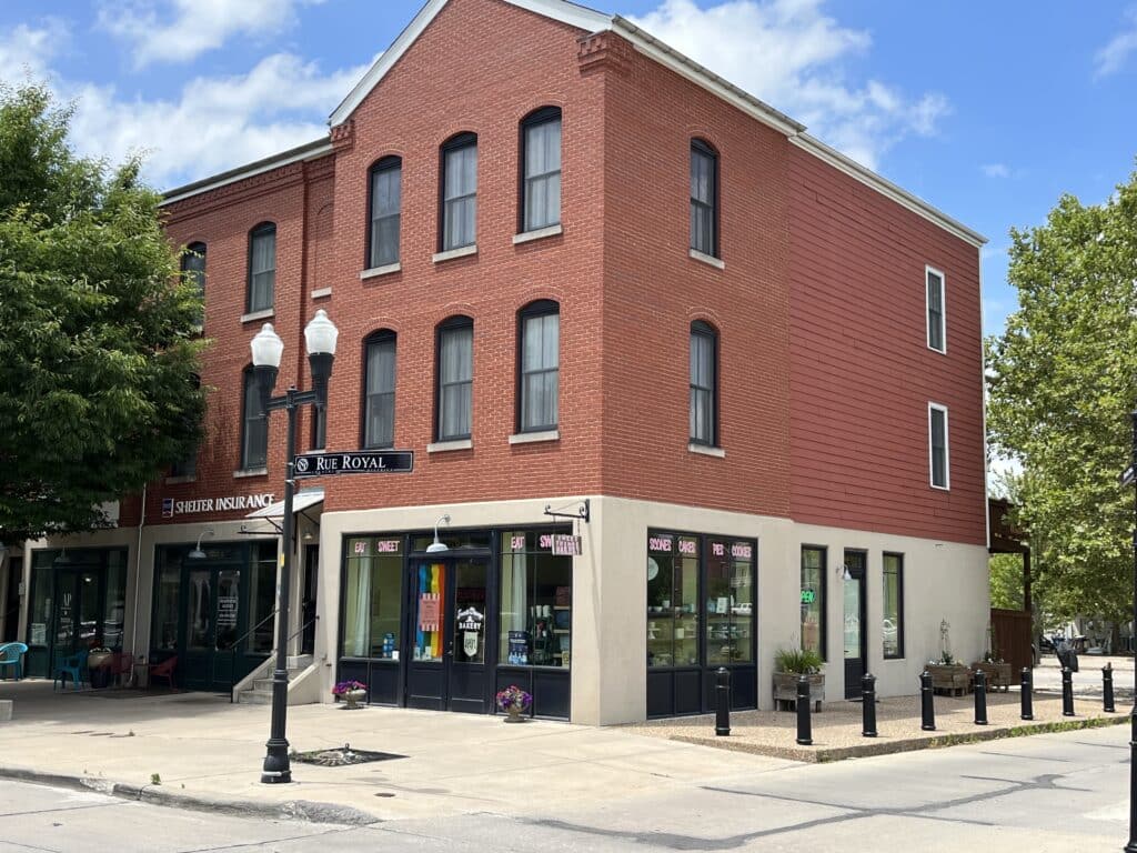 Sweet Things Bakery or Cose Dolci Bakery St. Charles, MO