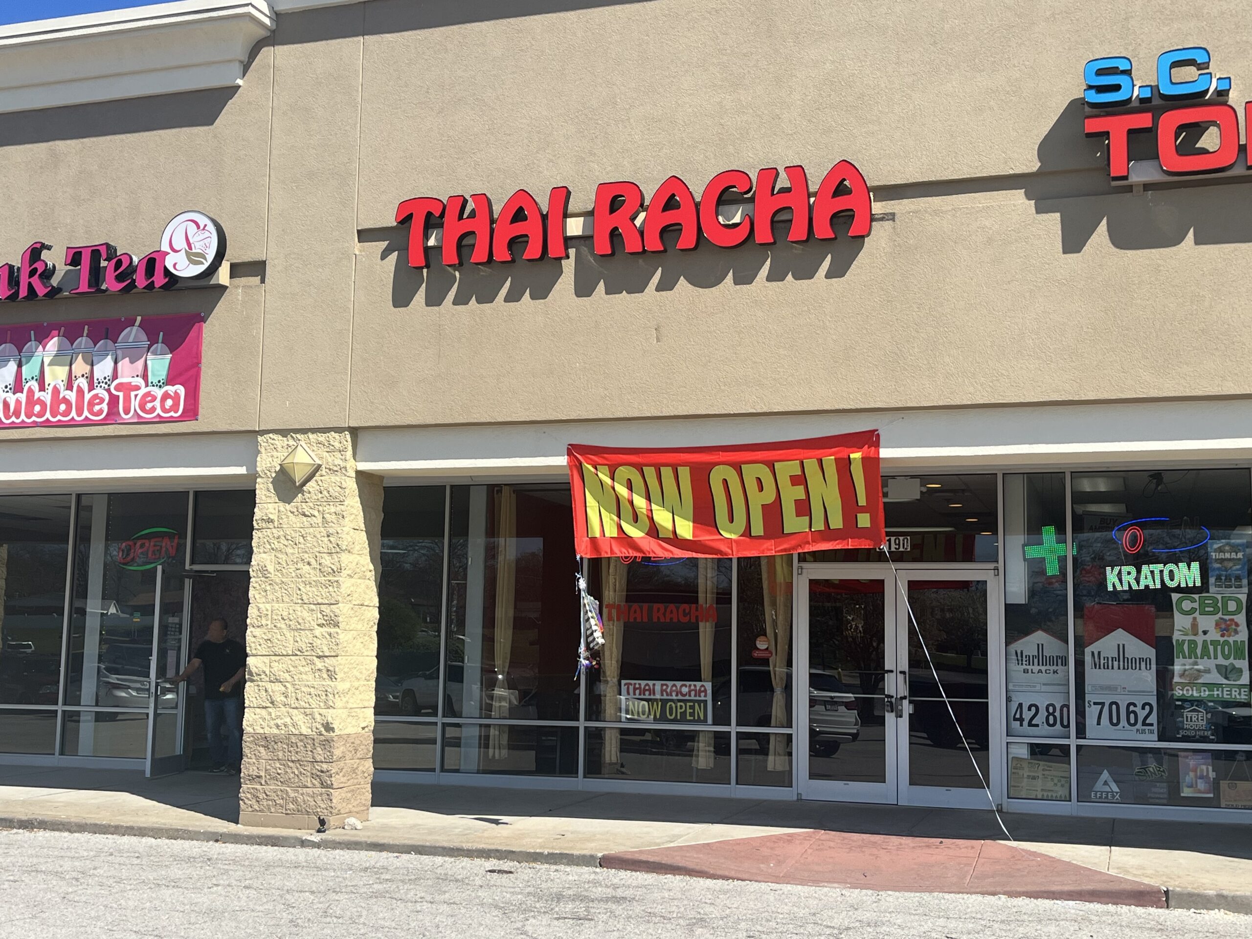 Thai Racha Opens on Telegraph Rd – St. Louis