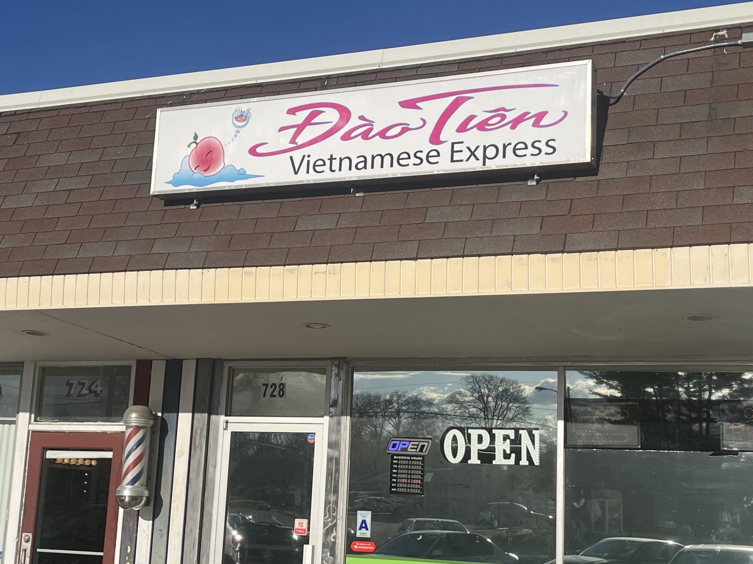 Dao Tien Express in Florissant – A Vietnamese Culinary Gem