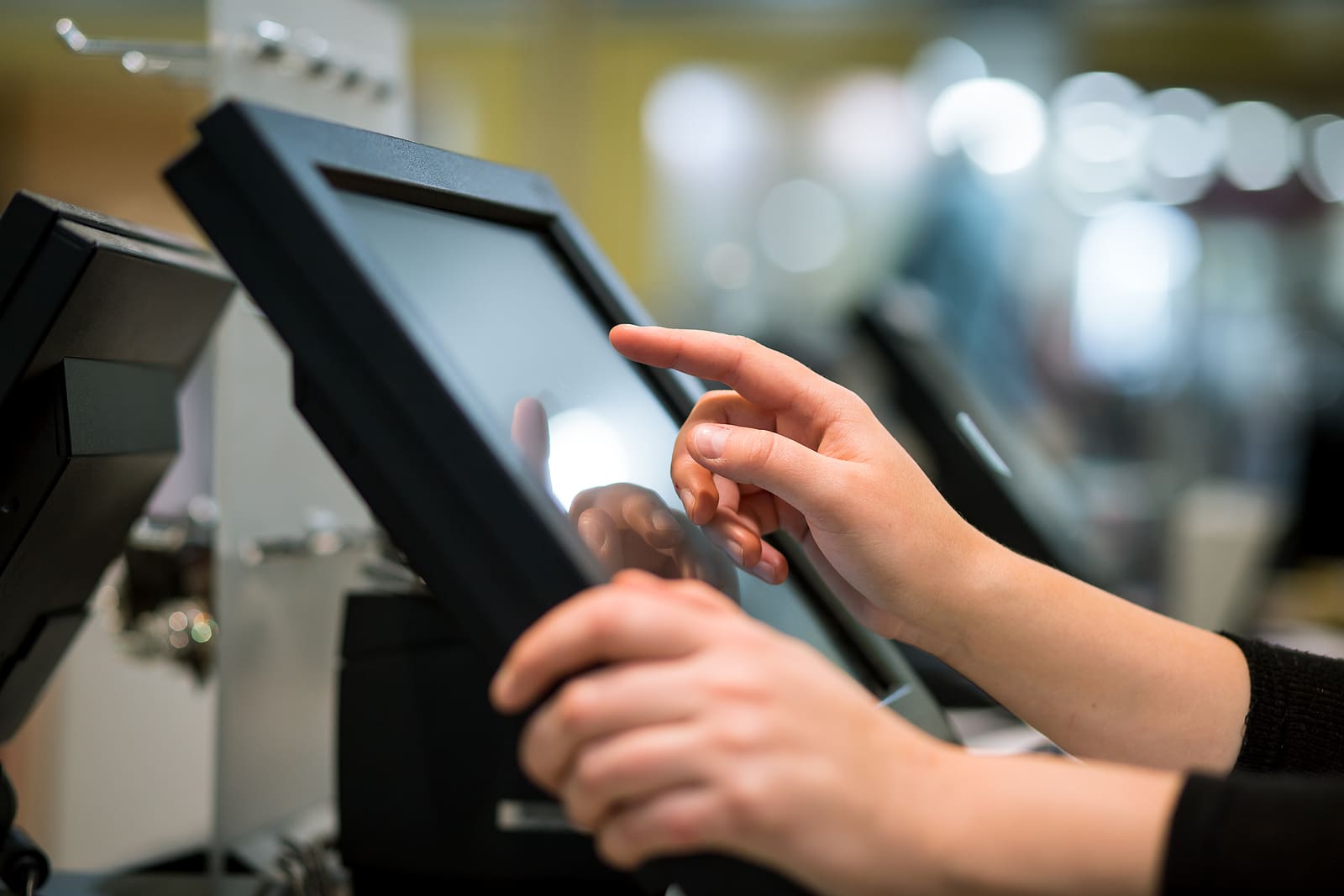 Why Restaurant POS Systems Will Never Replace Accounting