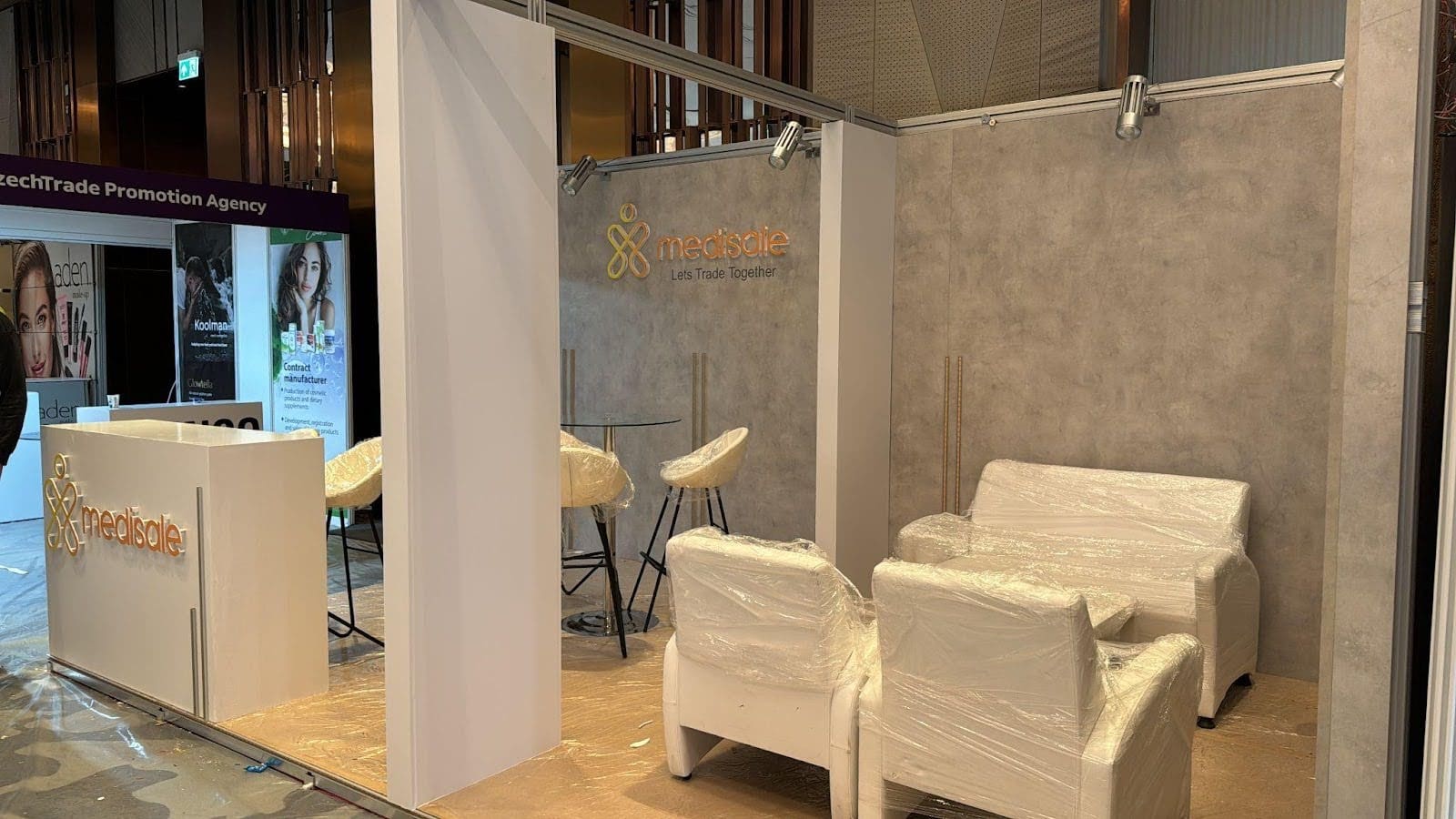 Top 3 Questions to Ask a Barcelona Stand Builder