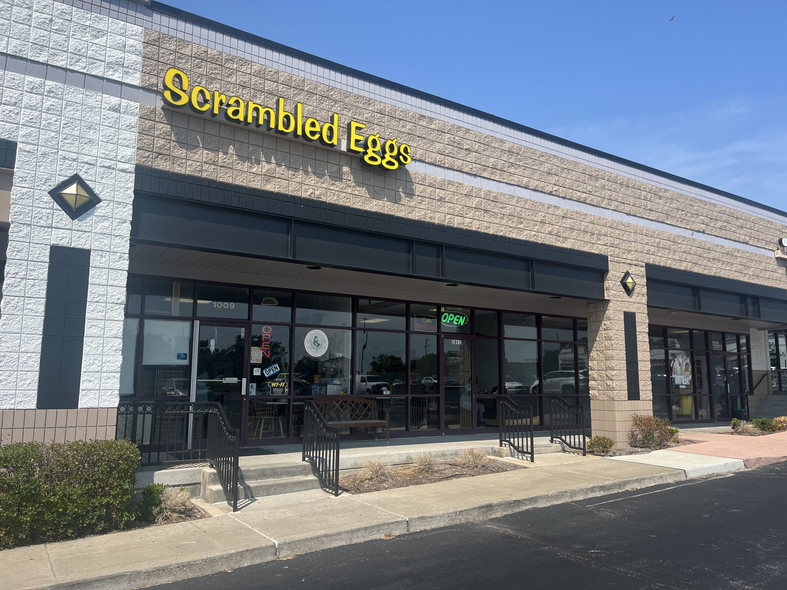 Scrambled Eggs Restaurant - Old Location