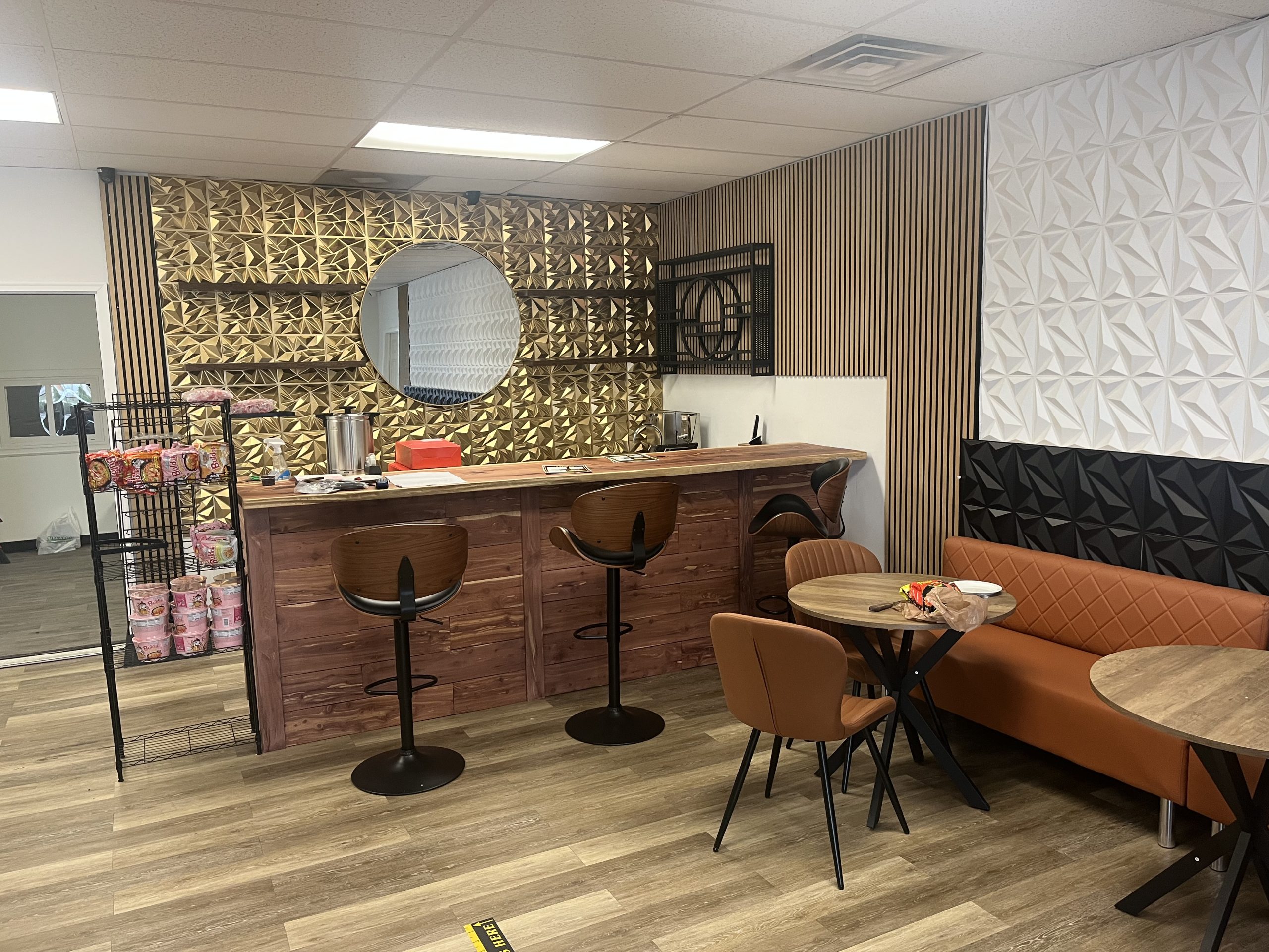 3 Zapp Bar Begins Soft Opening in O’Fallon, IL 2 3 Zapp Bar - O'Fallon, IL