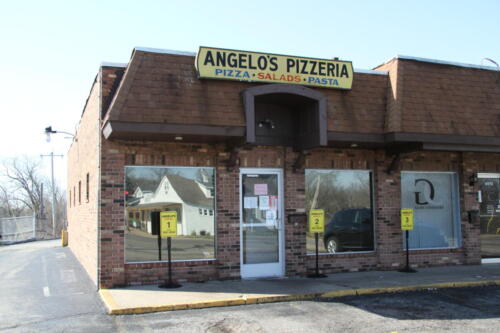 Angelo's Pizza in Florissant, MO - a 5 Star award winning pizzeria.